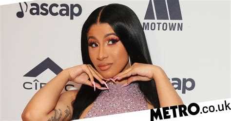 Cardi B nude photo: Rapper explains how it was。